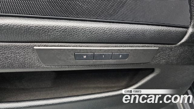 BMW 5 Series (F10) 528i 2013 — фото 28