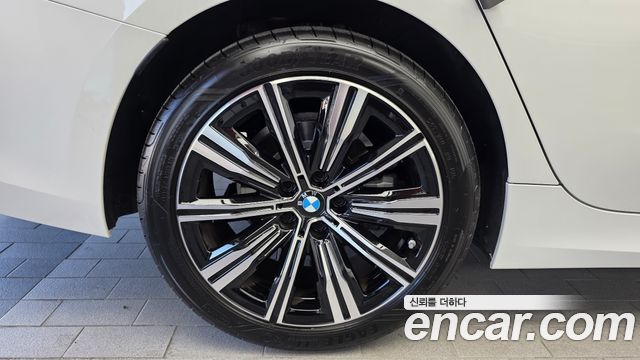 BMW 3 Series (G20) 320i 2025 — фото 5