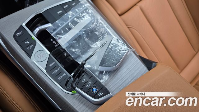 BMW 3 Series (G20) 320i 2025 — фото 38