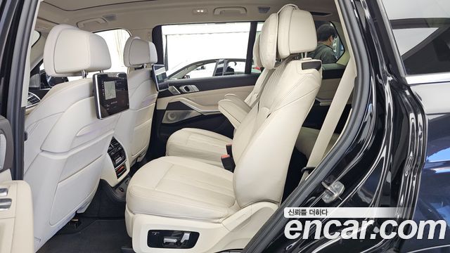 BMW X7 (G07) xDrive 40i Design Pure Excellence 6-Seater 2022 — фото 26