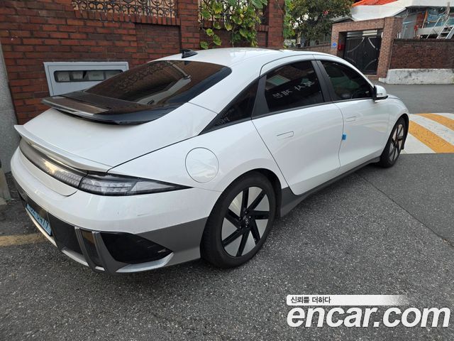 Hyundai Ioniq 6 Long Range Exclusive 2023 — фото 2