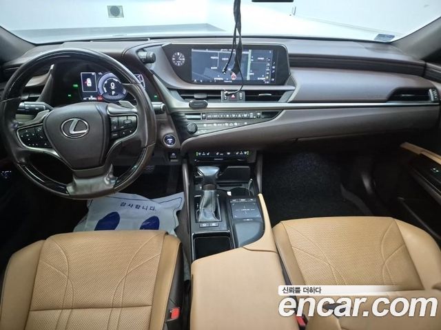 Lexus ES300h (VII) Luxury Plus 2020 — фото 7