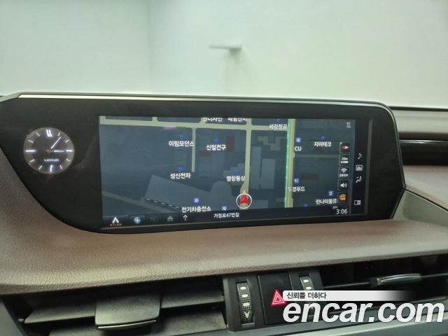 Lexus ES300h (VII) Luxury Plus 2020 — фото 18
