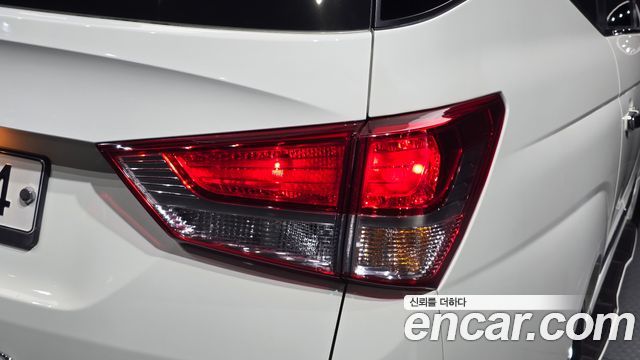 KG Mobility (SsangYong) Korando Turismo 4WD RX 9-seater 2017 — фото 29