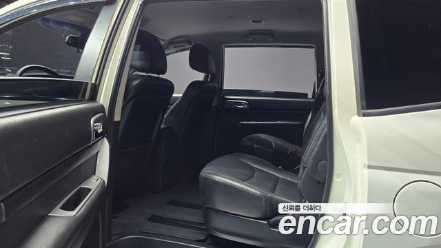 KG Mobility (SsangYong) Korando Turismo 4WD RX 9-seater 2017 — фото 32