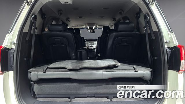 KG Mobility (SsangYong) Korando Turismo 4WD RX 9-seater 2017 — фото 35