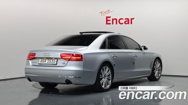 Audi A8 4.2 FSI Quattro LWB D4 2012 — фото 2