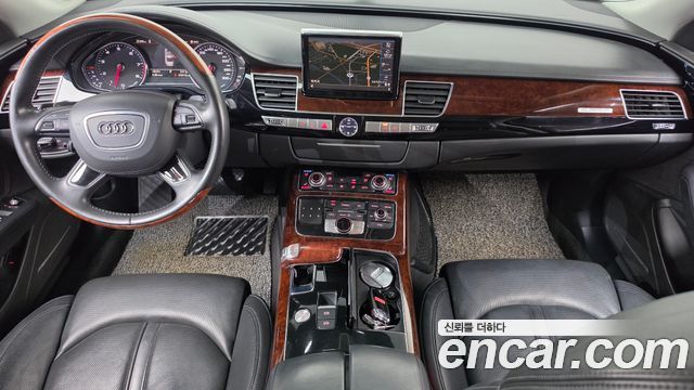 Audi A8 4.2 FSI Quattro LWB D4 2012 — фото 7