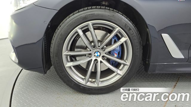 BMW 5 Series (G30) 530i xDrive M Sport Package Plus 2018 — фото 5