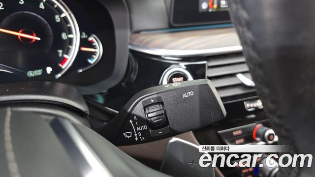 BMW 5 Series (G30) 530i xDrive M Sport Package Plus 2018 — фото 27