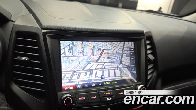 KG Mobility (SsangYong) Tivoli Air 1.6 IX 2WD 2018 — фото 15
