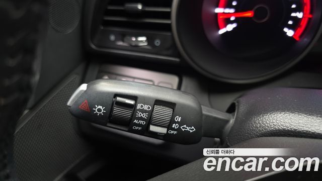KG Mobility (SsangYong) Tivoli Air 1.6 IX 2WD 2018 — фото 20