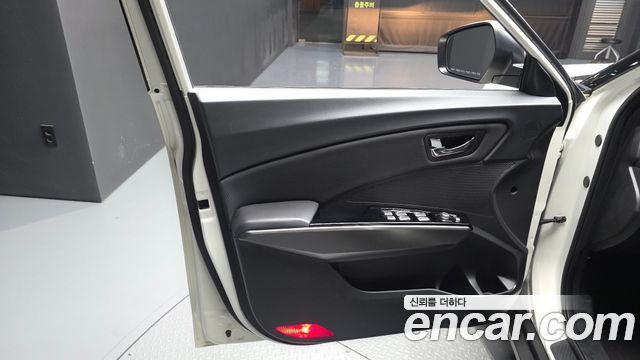 KG Mobility (SsangYong) Tivoli Air 1.6 IX 2WD 2018 — фото 24