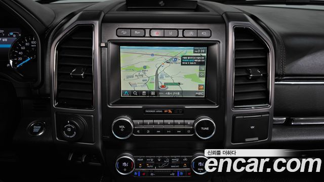 Ford Expedition Platinum 4WD 7Seater 2021 — фото 14