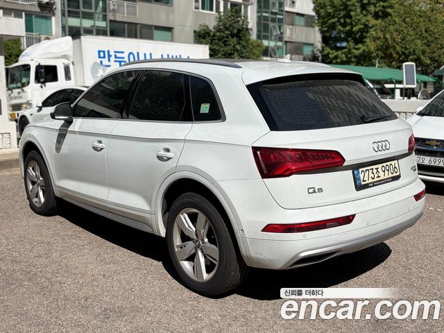 Audi Q5 (FY) 40 TDI Quattro Premium 2020 — фото 4