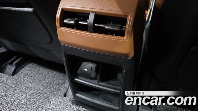 KG Mobility (SsangYong) Torres EVX E7 2024 — фото 31