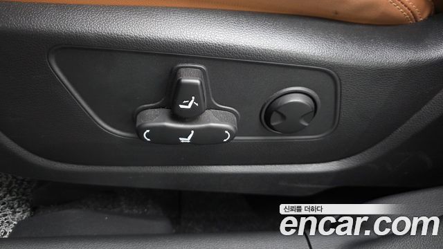 KG Mobility (SsangYong) Torres EVX E7 2024 — фото 32