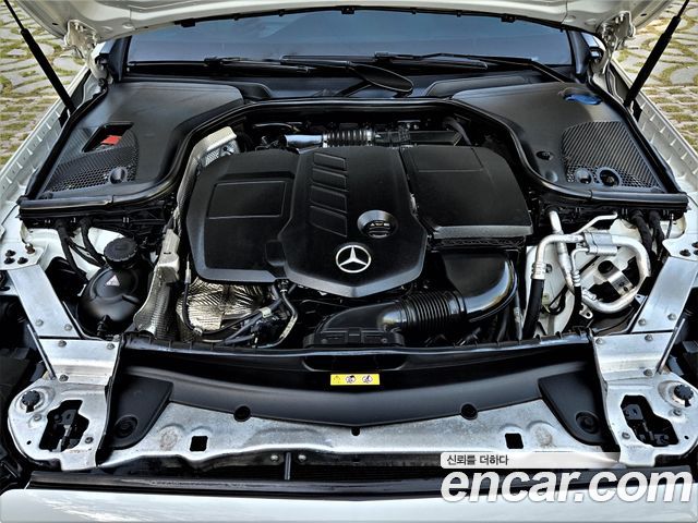 Mercedes-Benz E-Class (W213) E220d Coupe 2017 — фото 23