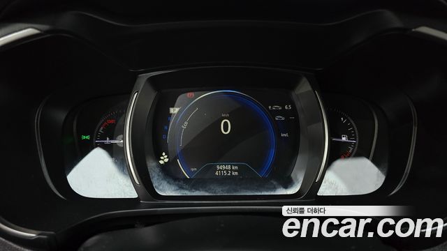 Renault Korea QM6 2.0 LPe LE Signature 2WD 2022 — фото 8