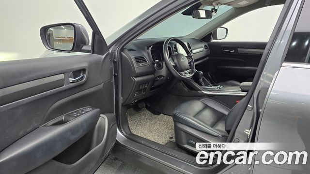 Renault Korea QM6 2.0 LPe LE Signature 2WD 2022 — фото 10