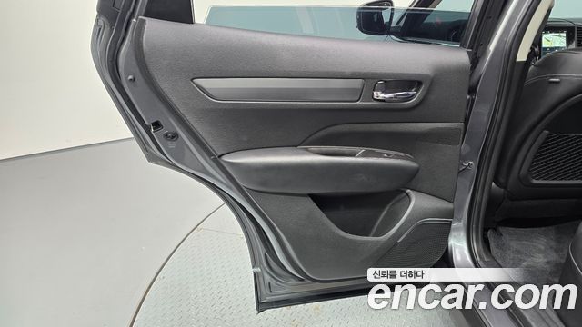 Renault Korea QM6 2.0 LPe LE Signature 2WD 2022 — фото 25