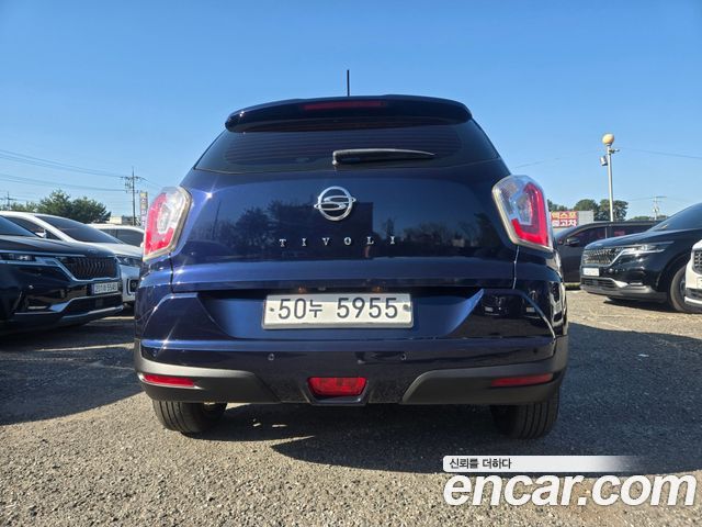 KG Mobility (SsangYong) Tivoli VX 2WD 2016 — фото 6