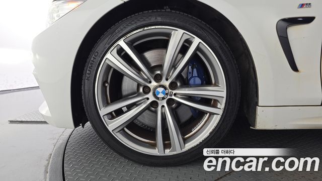 BMW 4 Series (F32) 428i M Sport Convertible 2016 — фото 5