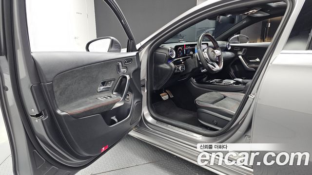 Mercedes-Benz A-Class (W177) A250 4MATIC Sedan 2022 — фото 10