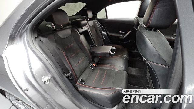 Mercedes-Benz A-Class (W177) A250 4MATIC Sedan 2022 — фото 15