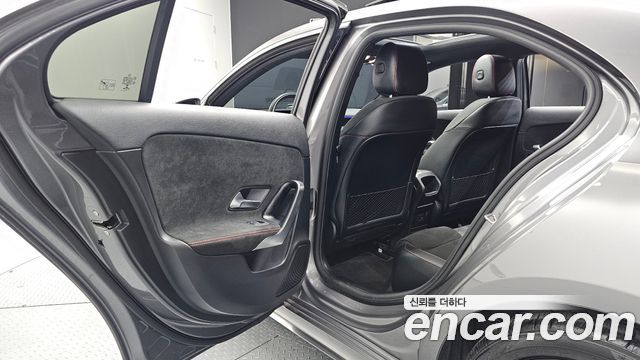 Mercedes-Benz A-Class (W177) A250 4MATIC Sedan 2022 — фото 16
