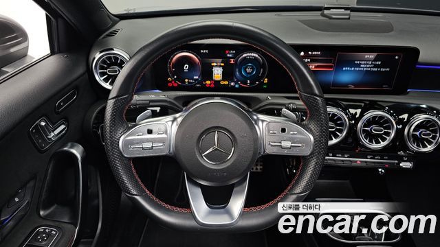 Mercedes-Benz A-Class (W177) A250 4MATIC Sedan 2022 — фото 17