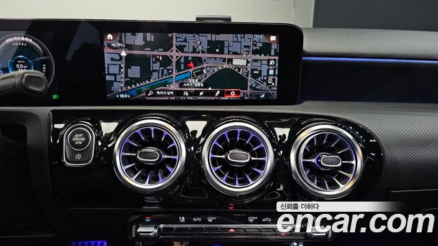 Mercedes-Benz A-Class (W177) A250 4MATIC Sedan 2022 — фото 18