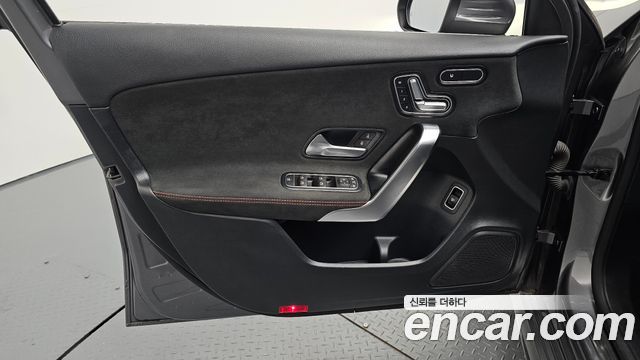 Mercedes-Benz A-Class (W177) A250 4MATIC Sedan 2022 — фото 30