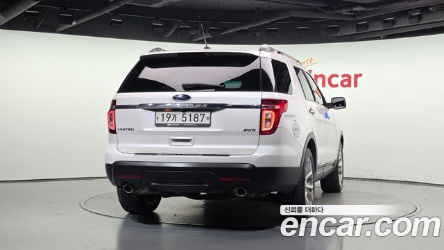 Ford Explorer 3.5 Limited 4WD 5th 2015 — фото 4