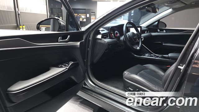 Kia K5 (III) 2.0 Prestige 2023 — фото 10