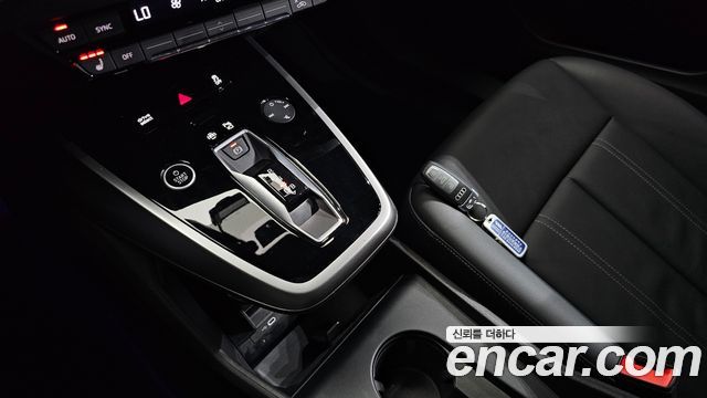 Audi Q4 e-tron (F4) 45 Premium 2025 — фото 9