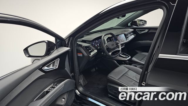 Audi Q4 e-tron (F4) 45 Premium 2025 — фото 10