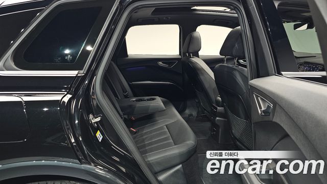 Audi Q4 e-tron (F4) 45 Premium 2025 — фото 11