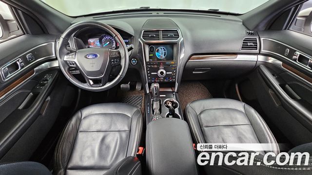Ford Explorer 2.3 Limited 4WD 5th 2018 — фото 7