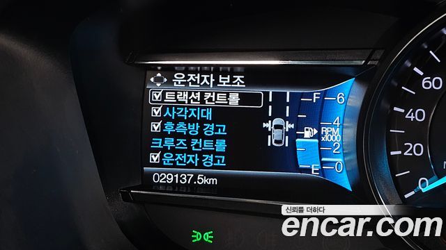 Ford Explorer 2.3 Limited 4WD 5th 2018 — фото 32