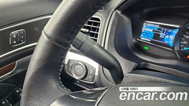 Ford Explorer 2.3 Limited 4WD 5th 2018 — фото 34