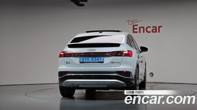 Audi Q4 e-tron (F4) 45 Premium Sportback 2026 — фото 4