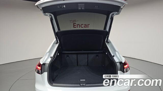 Audi Q4 e-tron (F4) 45 Premium Sportback 2026 — фото 20