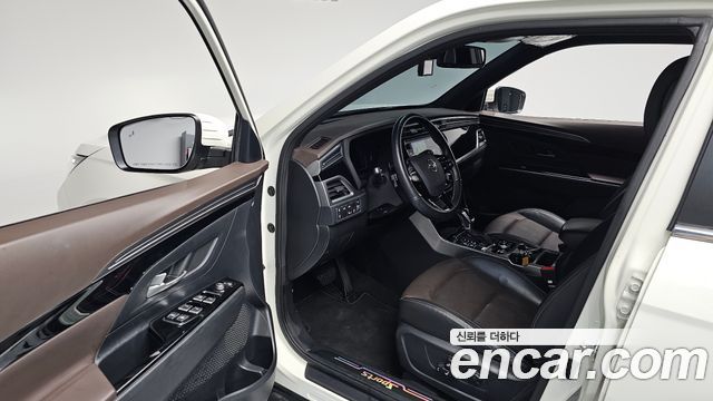 KG Mobility (SsangYong) Beautiful Korando Gasoline 1.5 2WD C5 Plus 2021 — фото 10