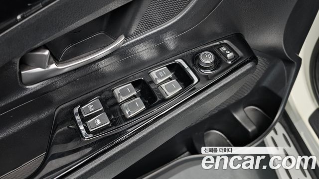 KG Mobility (SsangYong) Beautiful Korando Gasoline 1.5 2WD C5 Plus 2021 — фото 28