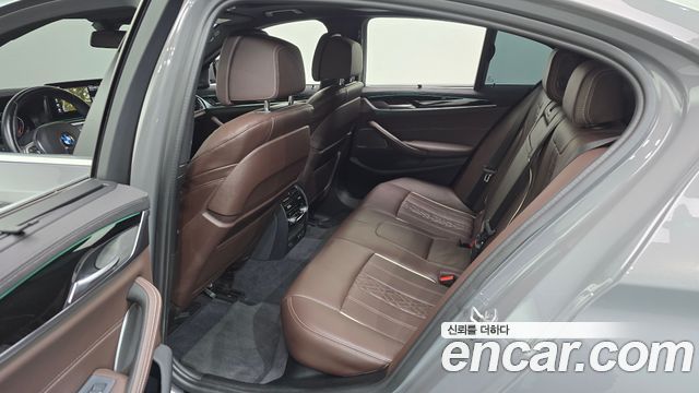 BMW 5 Series (G30) 530i M Sport Package 2022 — фото 11