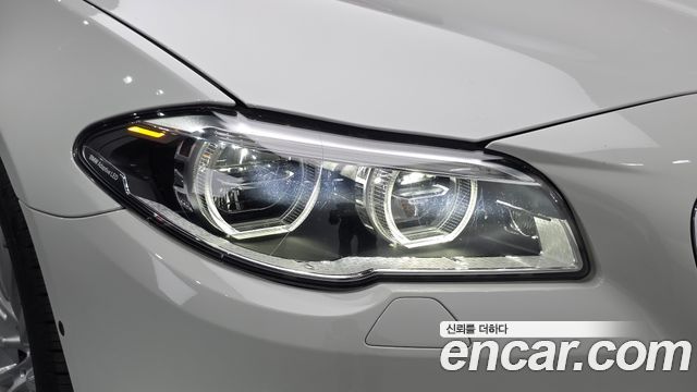 BMW 5 Series (F10) 528i xDrive Luxury 2015 — фото 22