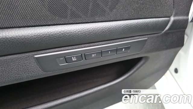 BMW 5 Series (F10) 528i xDrive Luxury 2015 — фото 32