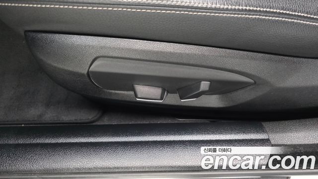 BMW 5 Series (F10) 528i xDrive Luxury 2015 — фото 35