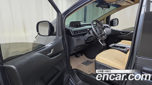 Hyundai Staria Cargo 5-Seater Modern 2023 — фото 10